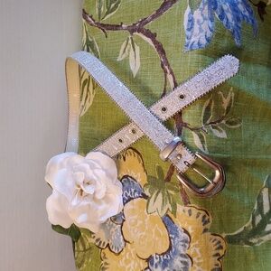 Elite Vintage Silver Sparkly Belt, Size Medium
